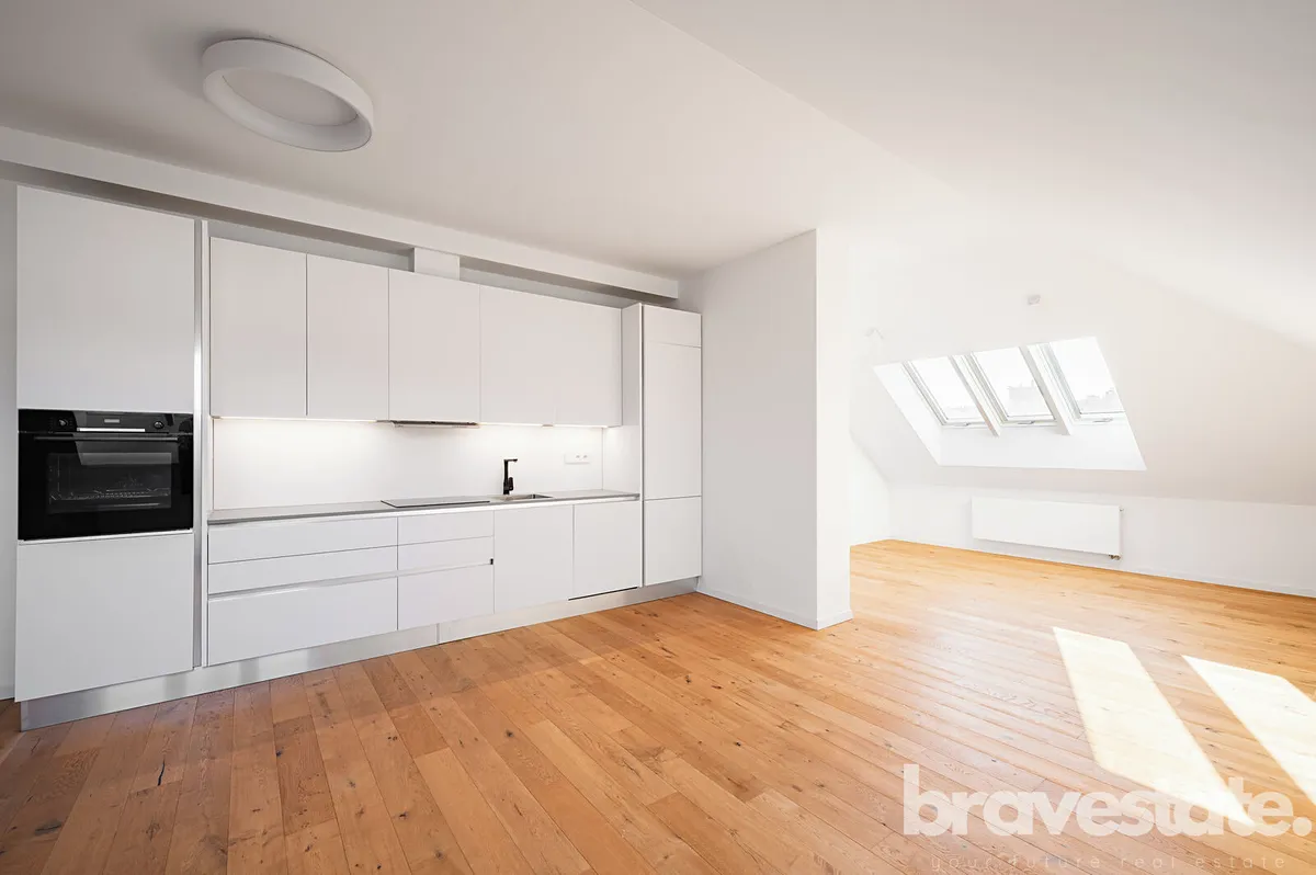 Pronájem bytu 3+kk 124 m²